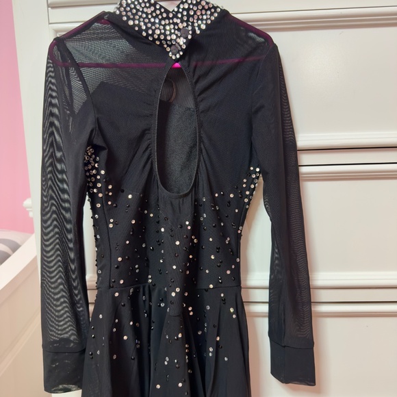 Figure Skating Dress Girls - Picture 4 of 7